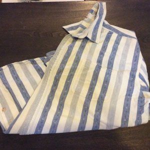 Size: 2XL - Men's Blue/White Long Sleeve Button Down Shirt